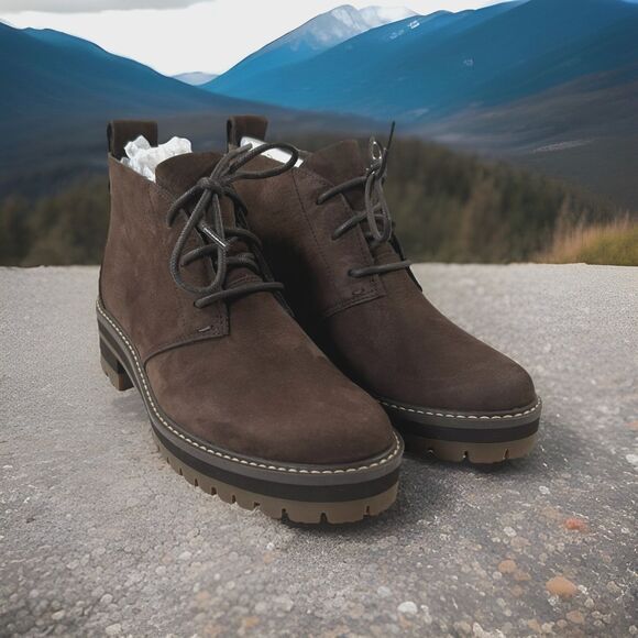 Timberland Boots Courmayeur  Chukka Brown  LugSole Booties Ankle Women’s 5.5 EUC - Picture 1 of 12